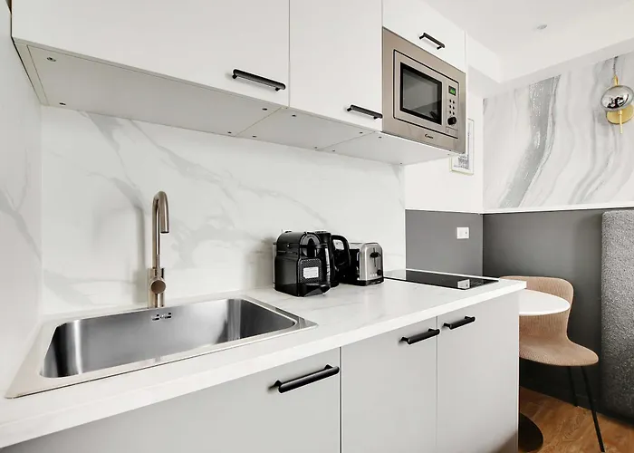 Cosy With Air Conditioning -near Montmartre *